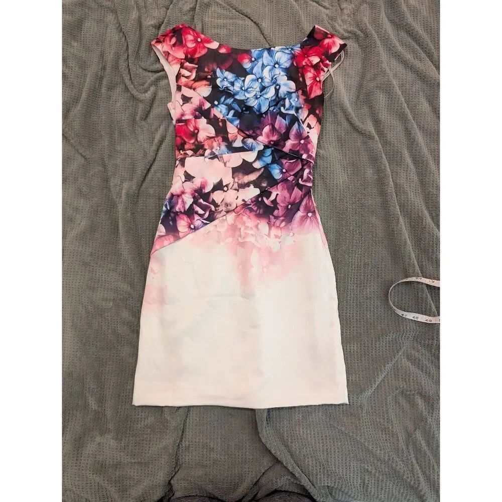 Karen Millen Day Cocktail White Floral Pencil Dress Size US 4 UK 8 EU 36